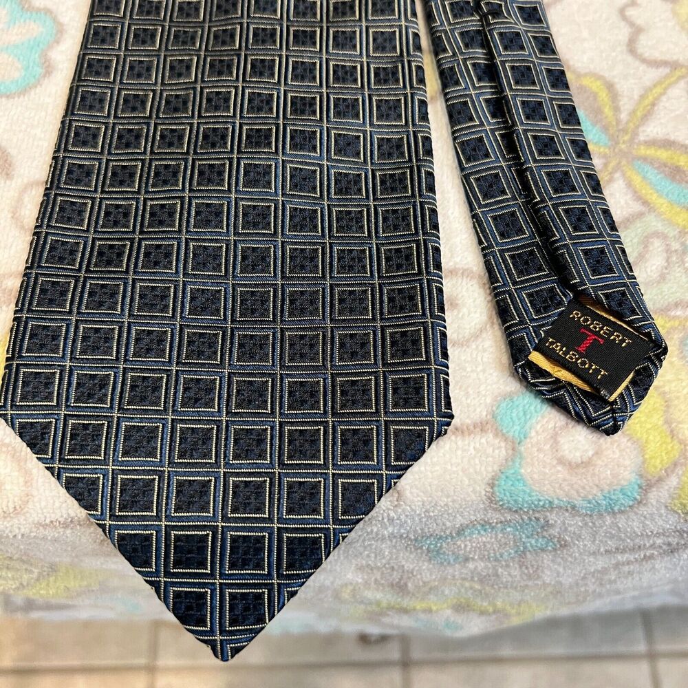 Robert Talbott Best Of Class Mens SILK Tie Geometric Red Stones W 4 L 58